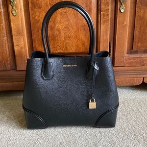 FIRM PRICE Michael Kors Mercer Gallery Leather Satchel (Medium)